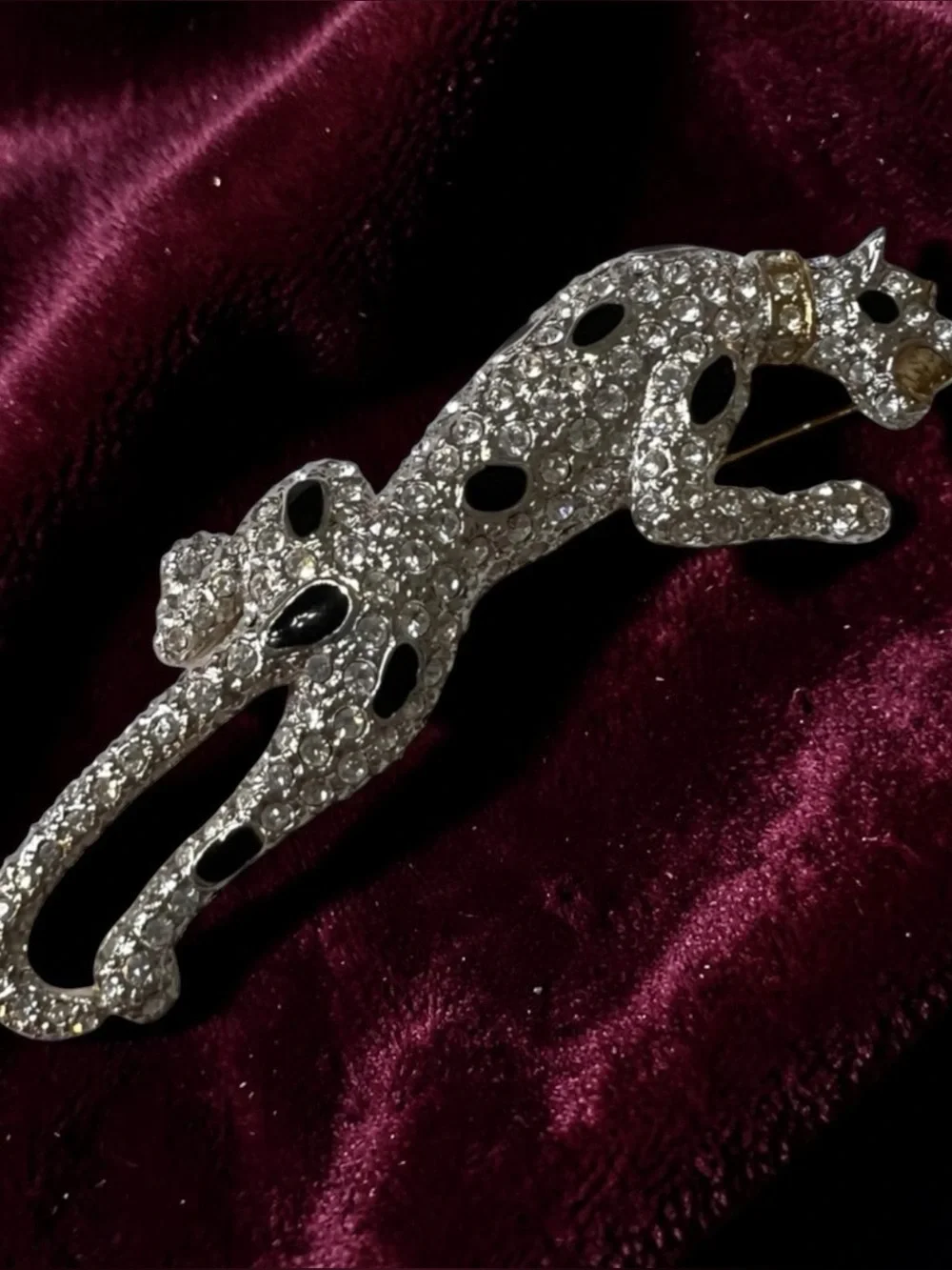 Carolee Limited Edition 1992 Pave Rhinestone Leopard Panthers Brooch Pin